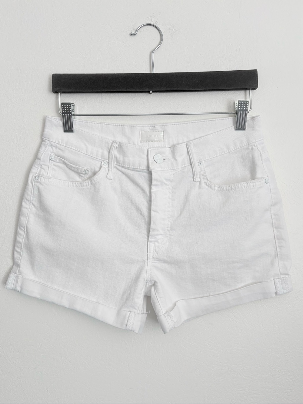 Mother The Dropout Cuff Short Sz 26
Style4073-406 Stayin Alive Wash